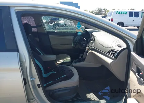 2017 Hyundai Elantra Se из США, поврежденный, VIN 5NPD74LF6HH101658